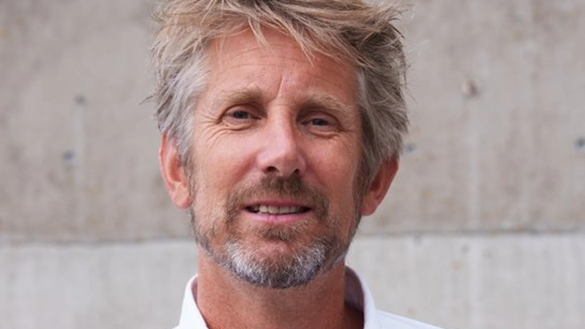 Van der Sar, en la UCI con una hemorragia cerebral