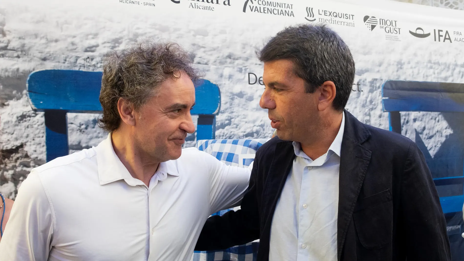 Francesc Colomer, secretario autonómico de Turismo, y Carlos Mazón, futuro presidente de la Generalitat hoy en Alicnate.