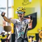 Ciclismo/Tour.- Pello Bilbao: "Esta victoria va por Gino Mäder"