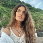 Sara Carbonero con vestido de rebajas.