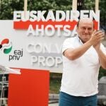 23J.-Ortuzar se "rebela" ante quienes quieren al PNV "con Sánchez o con Feijóo" y dice que están "en el bloque vasco"