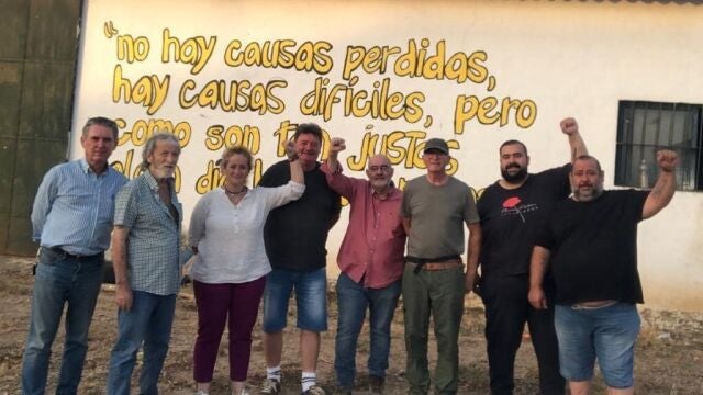 Jornaleros del SAT en la finca pública de Somonte