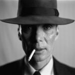 Cillian Murphy es el encargado de meterse en la piel y en la mente compleja del físico Robert Oppenheimer 