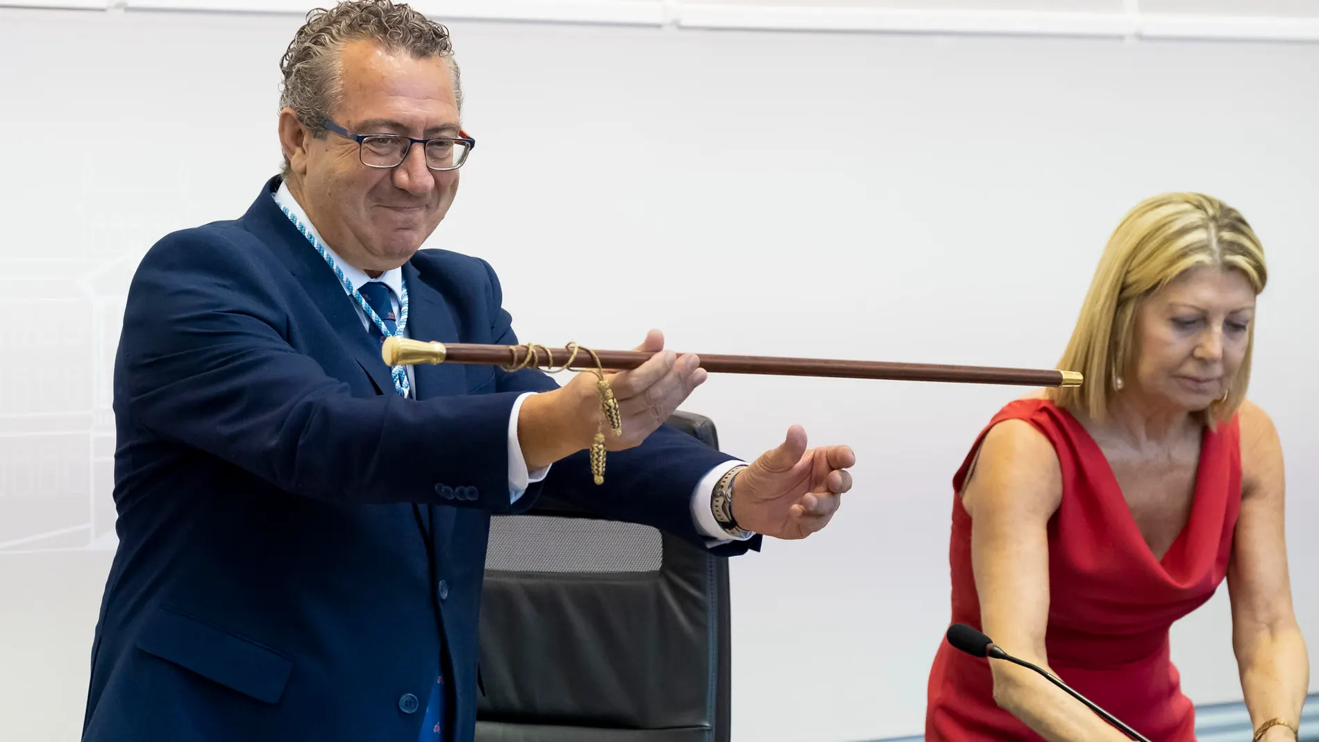 El alcalde de Benidorm, Toni Pérez, del PP, es el nuevo presidente de la Diputación de Alicante.