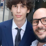 Padre e hijo de la familia cubana