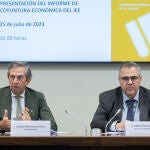 Economía.-IEE prevé un alza del PIB del 2,2% en 2023, pero avisa del riesgo de desaceleración con el escenario político