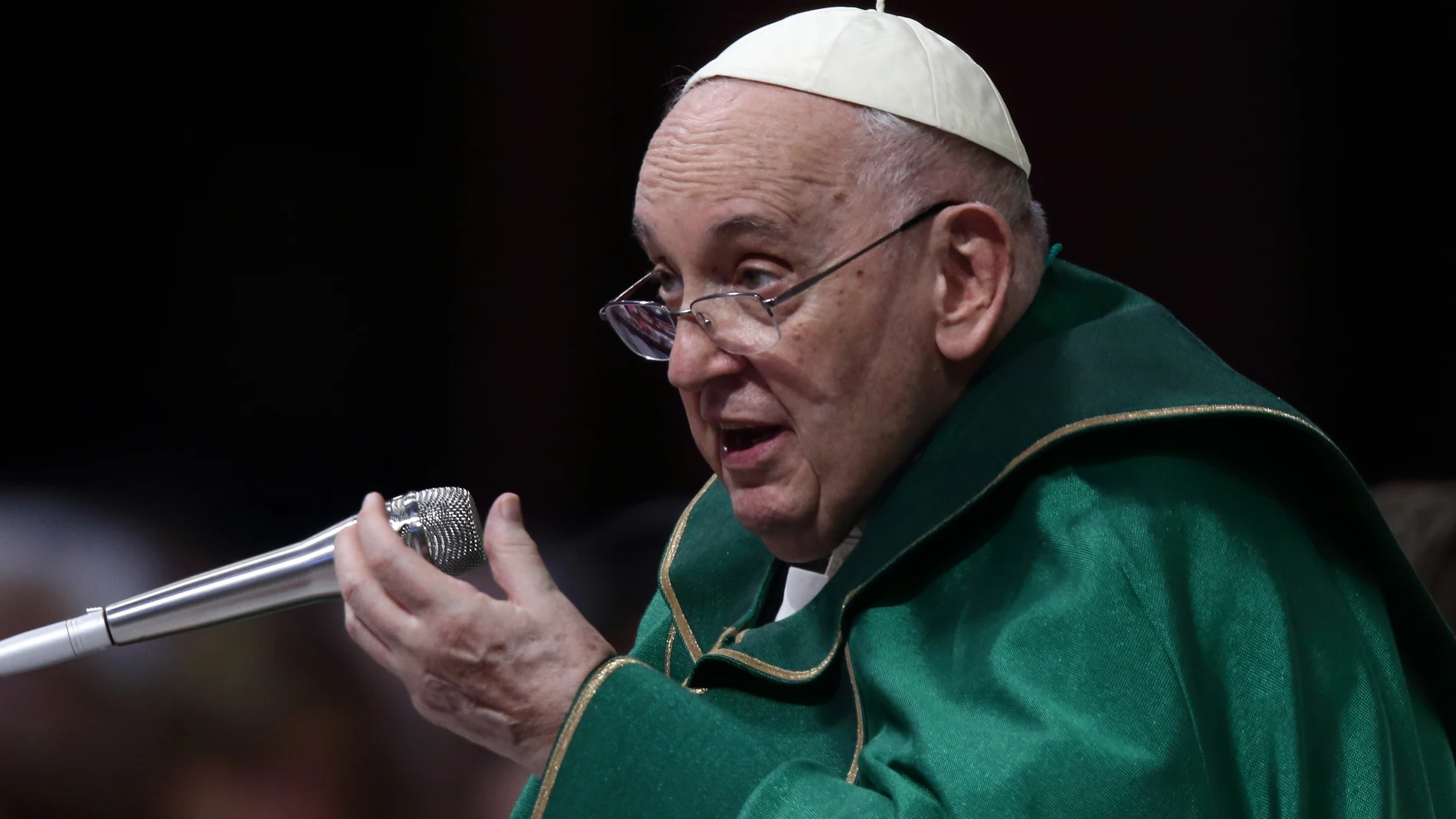 El Papa a un joven trans: "El Señor siempre camina con nosotros, incluso si somos pecadores, nos ama tal y como somos"