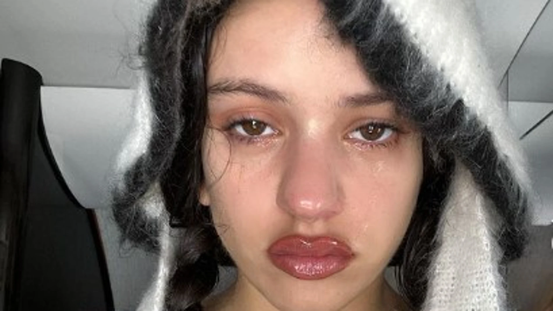 La artista subió este selfie tras la ruptura a su cuenta de Instagram acompañado de la frase «Dias de todo»