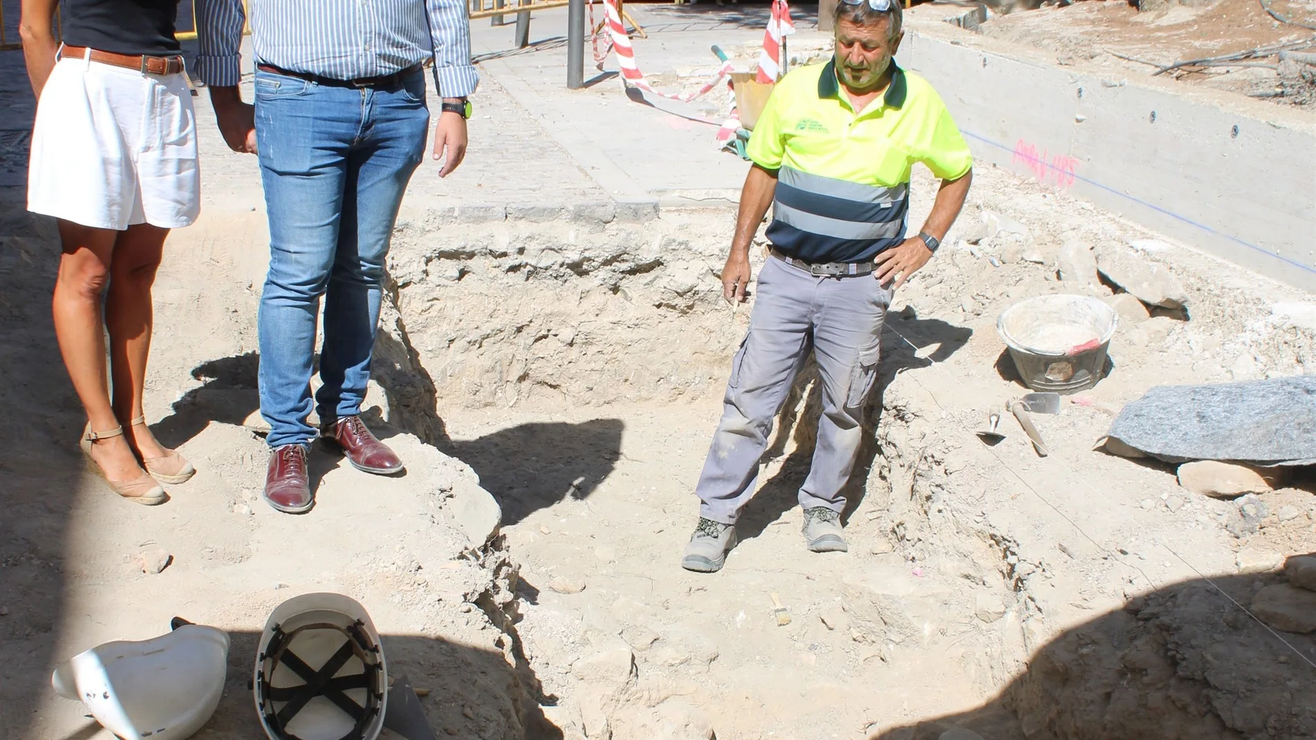 Visita a las obras de la Plaza 1º de Mayo