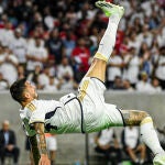 Entre chilenas y vaselinas, el Real Madrid sigue de maravilla