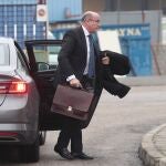 Grande-Marlaska acata la orden del Supremo y restituye al coronel Pérez de los Cobos