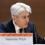Economía.- Los economistas elevan su previsión de crecimiento del PIB este año en dos décimas, hasta el 2,3%