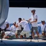 Felipe VI, a bordo del "Aifos" durante la segunda jornada 