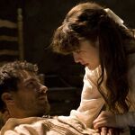 Adriana Ugarte y Rodolfo Sancho en una escena de 'La Señora'