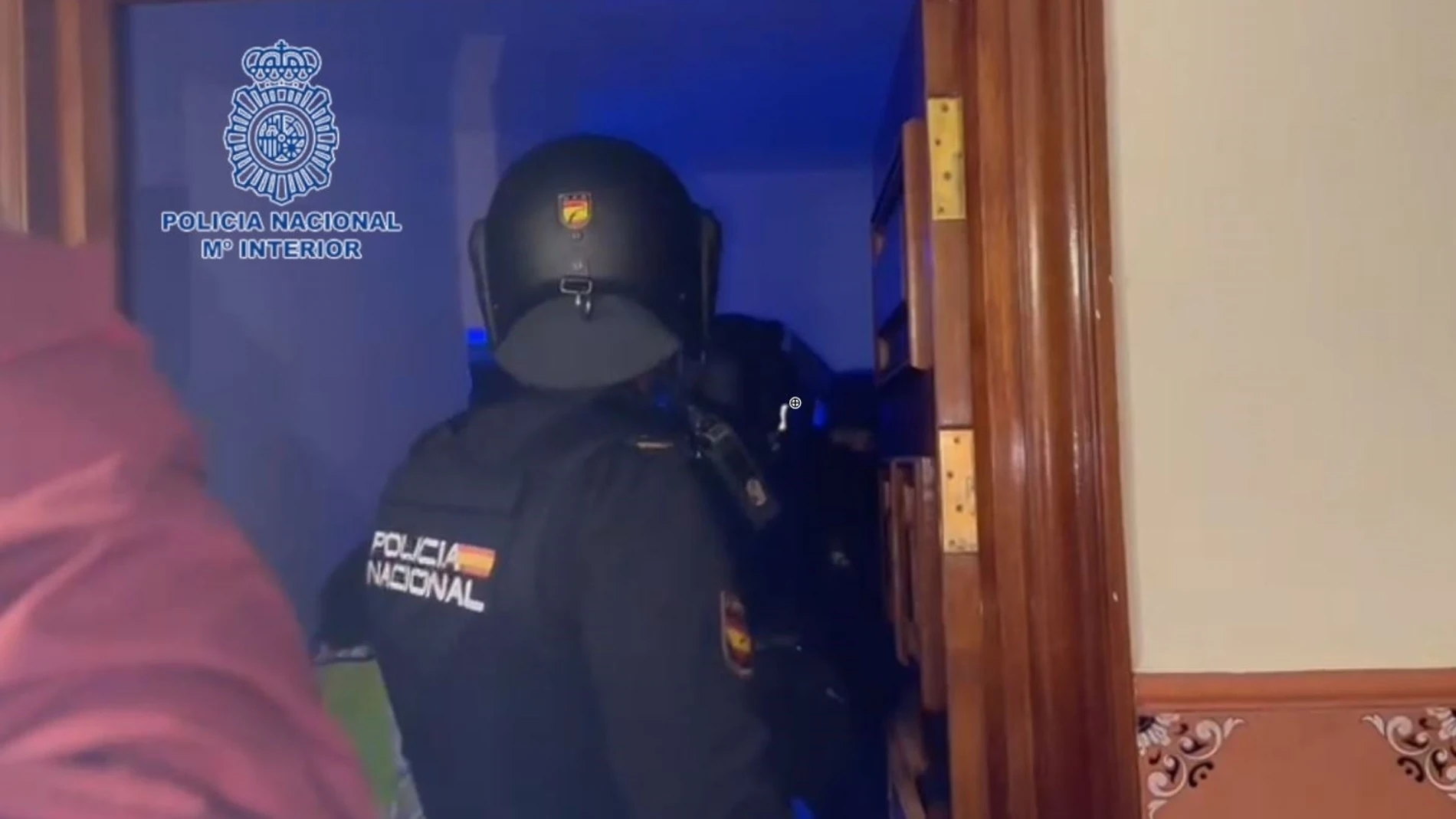 Un momento de la intervención policial