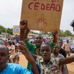 Protesters rally in support of the junta in Niamey