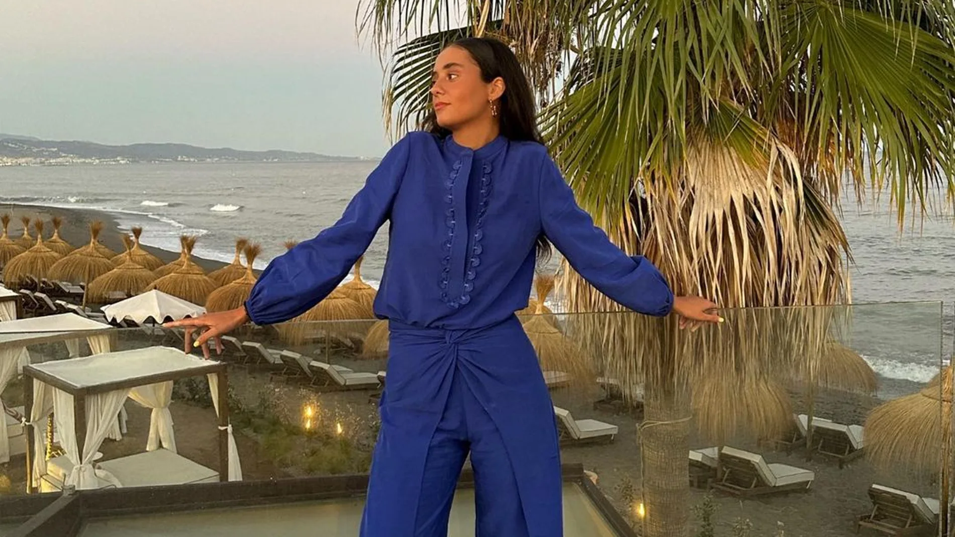Victoria Federica con conjunto azul.