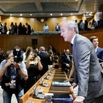 Jorge Azcón (PP), investido presidente del Gobierno de Aragón con apoyo de Vox y PAR