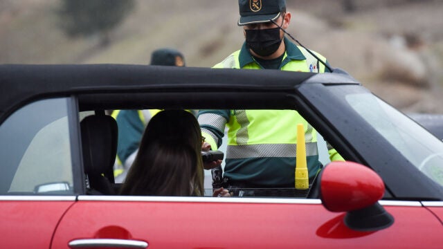 Campaña de vigilancia de alcohol y drogas de la DGT
