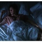 Llena tu dormitorio de luz y naturaleza y aleja los mosquitos con este producto 
