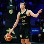 Juan Núñez sube la pelota en el España-Estados Unidos