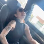 Increíble reacción: Así responde una chica al ser dejada por su pareja