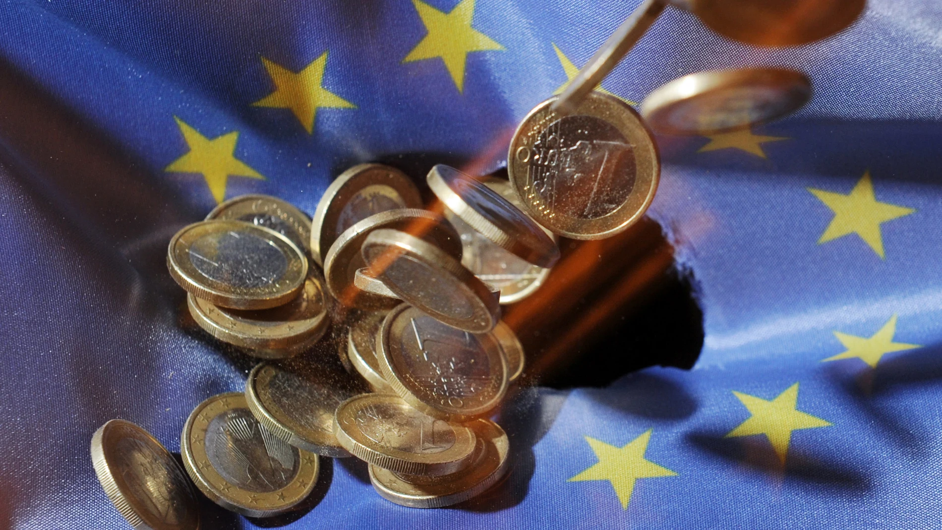 La eurozona cierra el primer semestre con superávit tras recortar las importaciones rusas y chinas