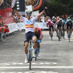 Oier Lakano se corona en Pradoluengo
