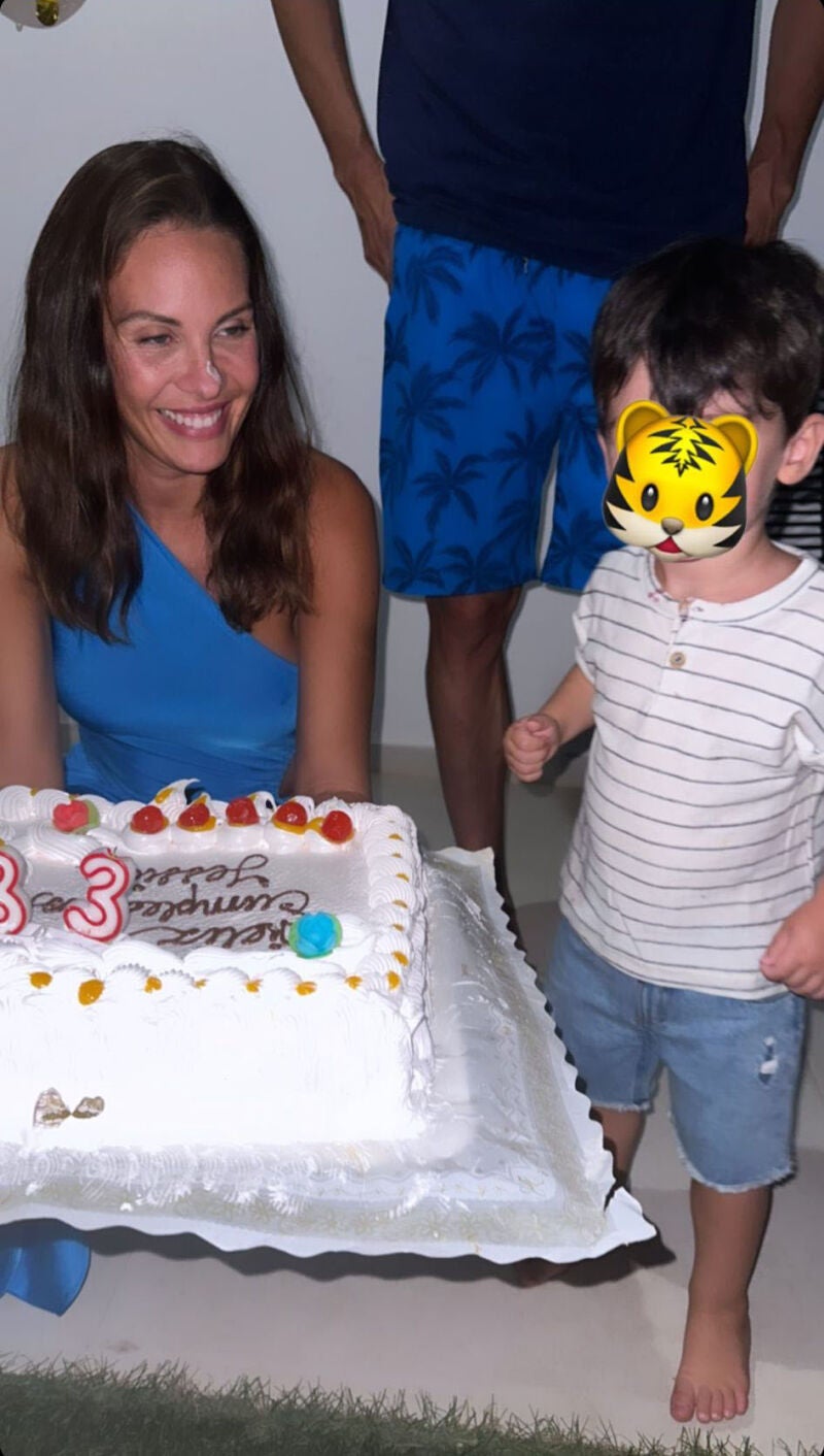 Jessica Bueno y su familia
