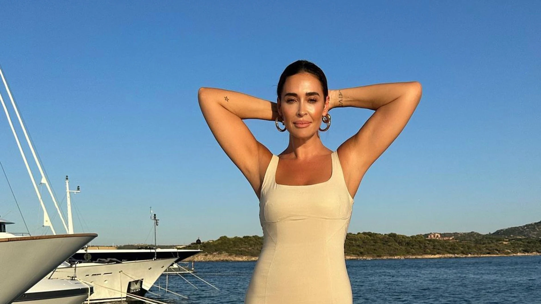 El vestido que mejor sienta y que todas las amantes de la moda querrán llevar este otoño lo tiene Vicky Martín Berrocal y es de Bershka