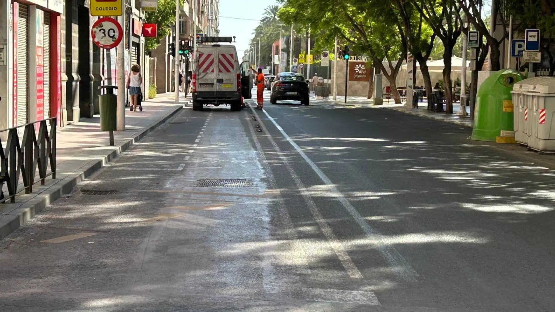 Elche comienza a desmantelar los carriles bici