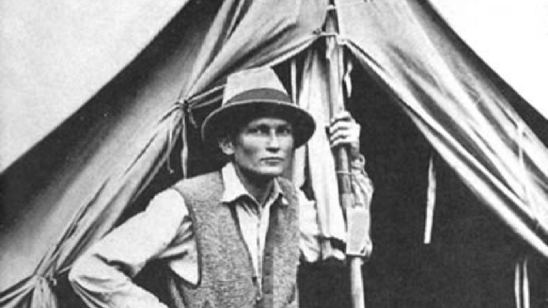 Hiram Bingham delante de su tiempo durante una expedición