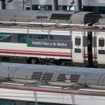 Renfe permite anular o cambiar sin gastos los billetes de los trayectos afectados por la DANA
