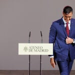 Sánchez acude al Ateneo de Madrid en su primera intervención como presidente en funciones tras el verano