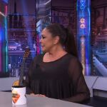 Isabel Pantoja junto a Pablo Motos en 'El Hormiguero'