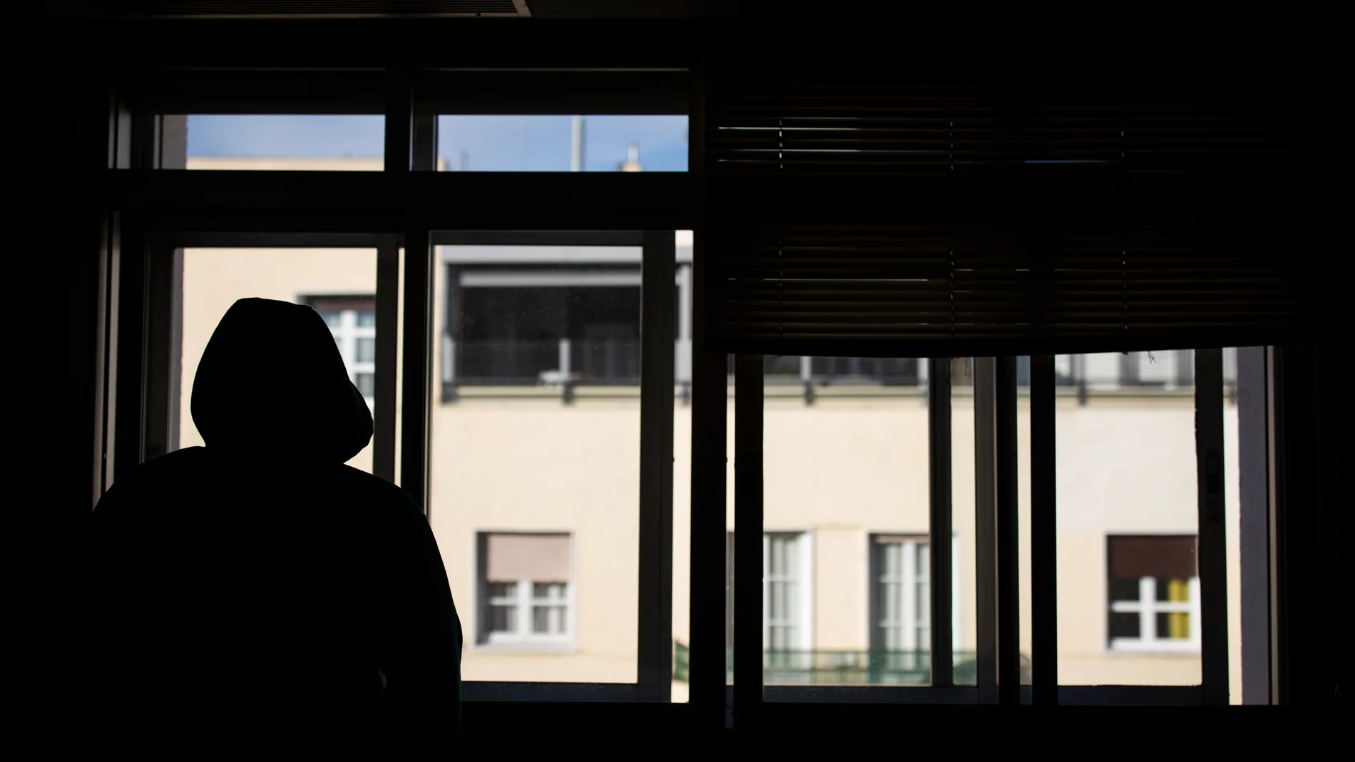 60 suicidios cada mes en Cataluña
