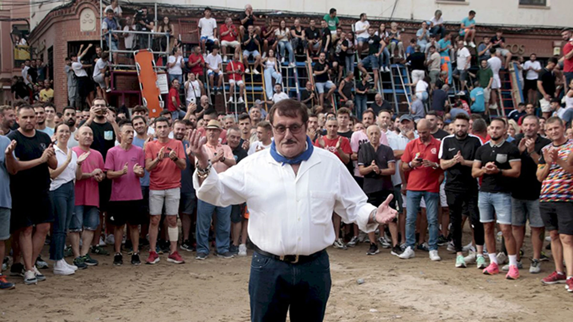 Homenaje en Burriana al cirujano local, Gustavo Traver