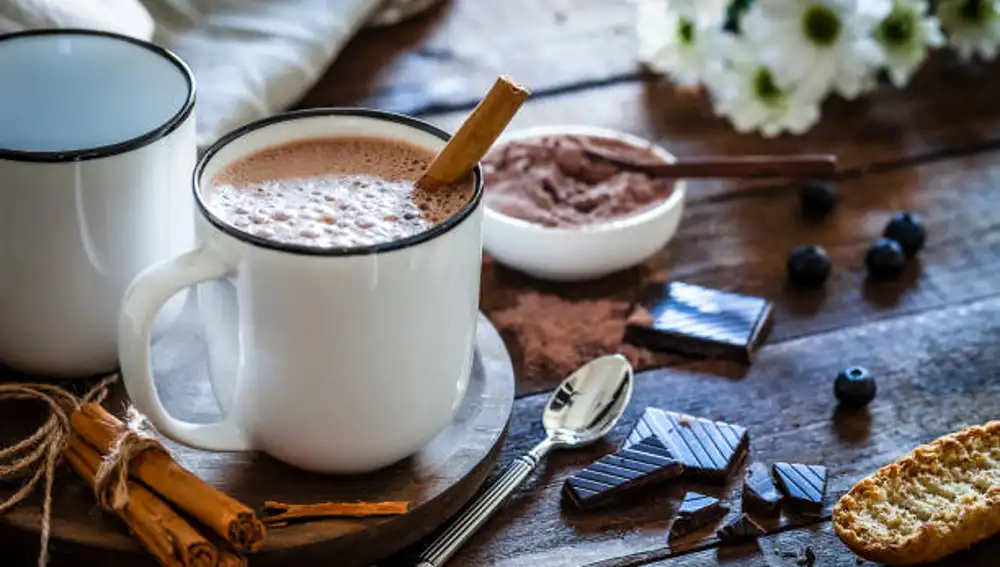 Una taza de chocolate caliente