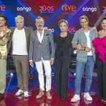 6 de los 8 representantes del equipo senior: Coti, David Summers, Rafa Sánchez, Paloma San Basilio, Carlos Baute y Diana Navarro