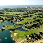 La playa de Matalascañas contó con un campo de golf, al lado de Doñana, mantenido a costa de pozos que tiraban del acuífero