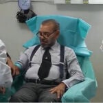 Mohamed VI visita un hospital de Marrakech tras el terremoto