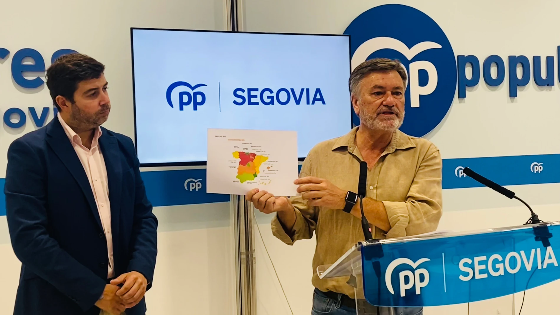 El secretario regional de los populares, Francisco Vázquez