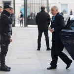 JUPOL critica la Cruz Roja Honorífica de la Policía para Conde Pumpido: "Una nueva demostración del cortijo de Marlaska"