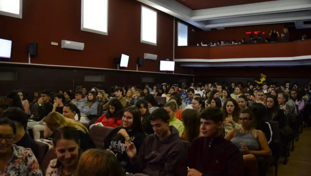 Acto de bienvenida a los alumnos de la UCAV
