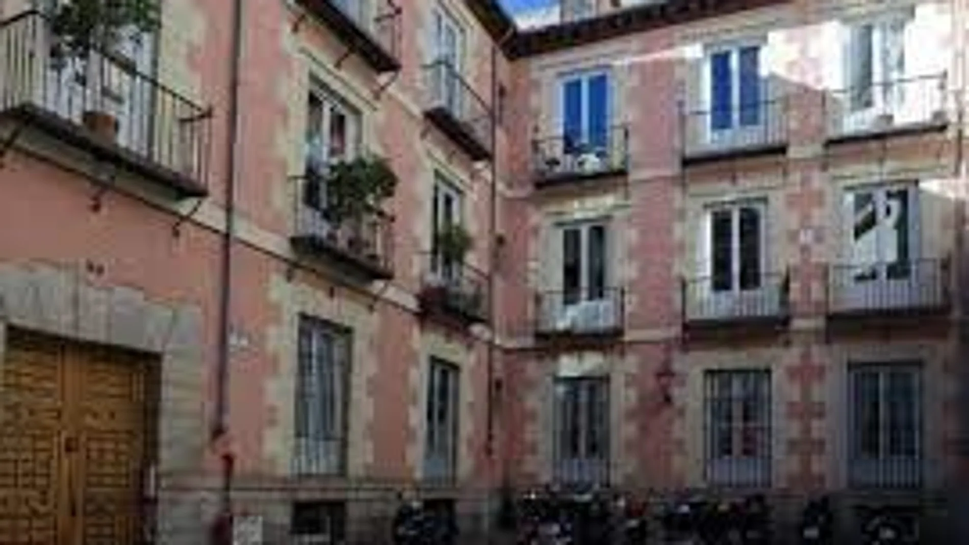 La plaza más pequeña de Madrid