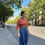 Vicky Martín Berrocal con look casual.