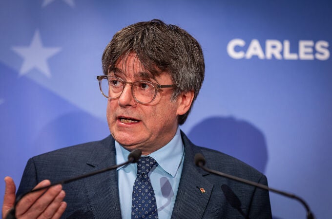 Las bases de Puigdemont piden por amplia mayoría bloquear la investidura de Sánchez