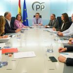 El presidente del PP, Alberto Núñez Feijóo en la junta directiva nacional del partido 