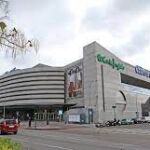 Asalto a El Corte Inglés del Campo de las Naciones en Madrid: los ladrones se llevan 200 móviles en 9 minutos