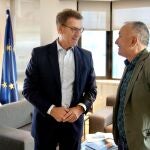 Alberto Núñez Feijóo y el secretario general de UGT, Pepe Álvarez, ayer